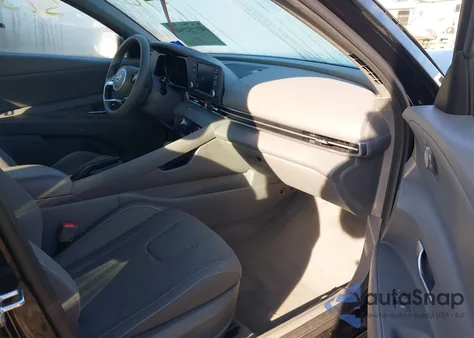 2022 Hyundai Elantra Sel z USA, uszkodzony, nr VIN KMHLM4AG2NU352416